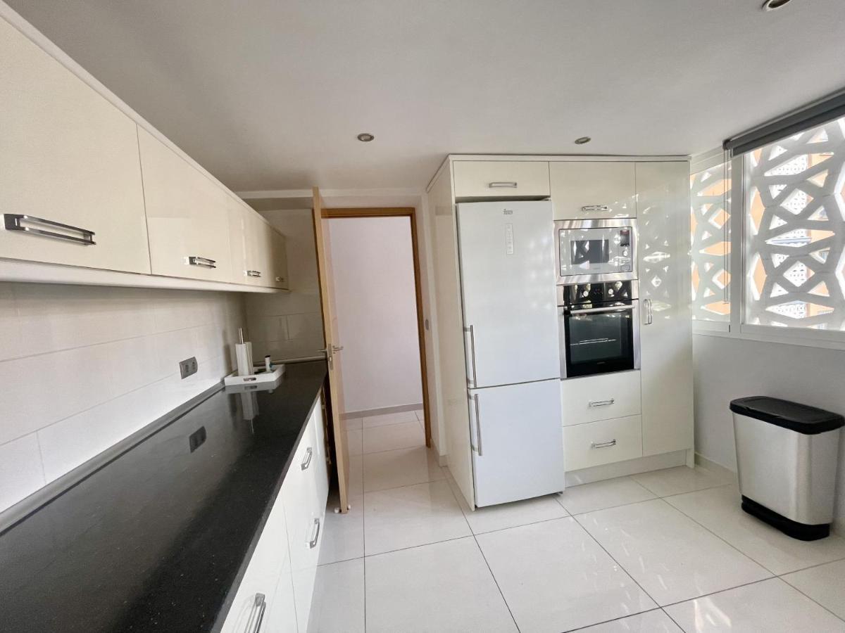 Torre Colon Apartment Benidorm Luaran gambar