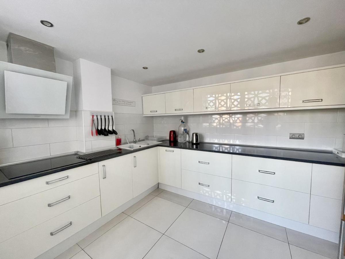 Torre Colon Apartment Benidorm Luaran gambar